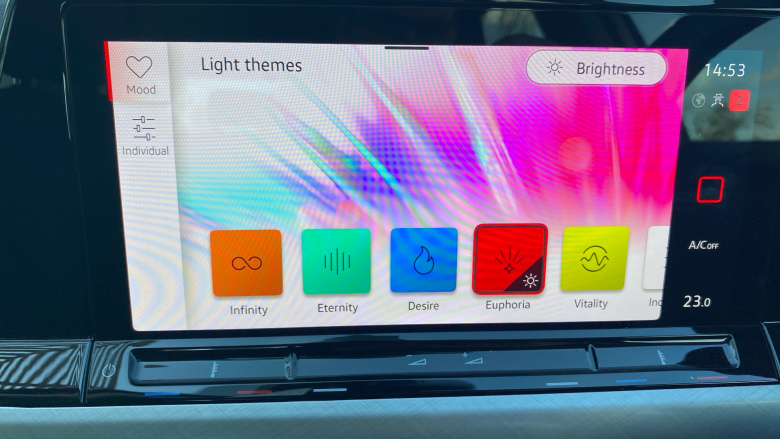 Volkswagen Golf 1.5 eTSI 150 Life 5dr DSG Petrol Hatchback